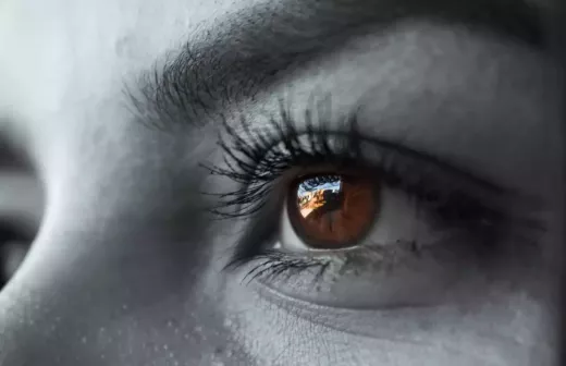 Monochromatic Makeup: 5 Ways to Create a Cohesive Look